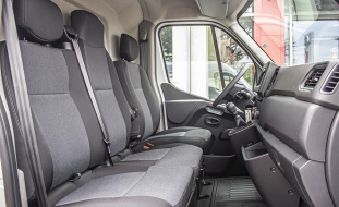 Nissan NV400