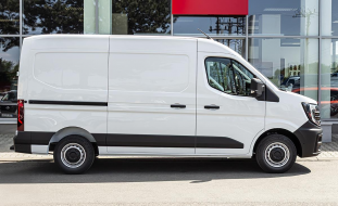 Nissan Interstar