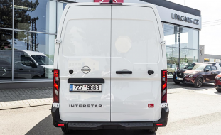 Nissan Interstar